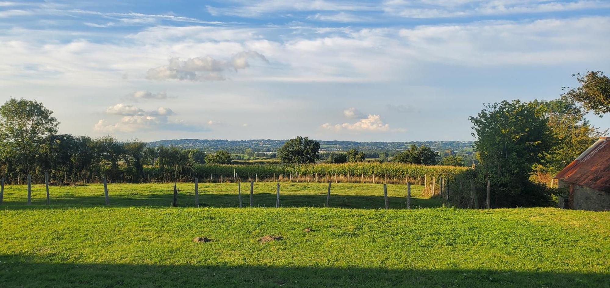 PontaubaultLa Team Familly Vue Sur Le Mont St Michel公寓 外观 照片